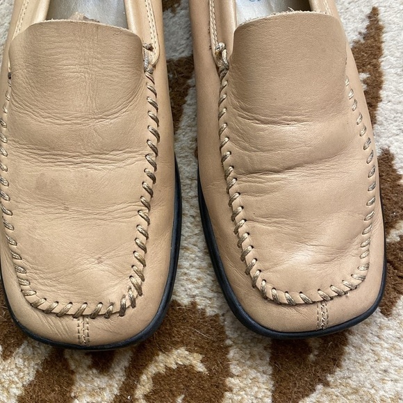 AEROSOLES leather Shoes Womens 8.5 moccasins flats comfort leather Tan Walking - Picture 3 of 11